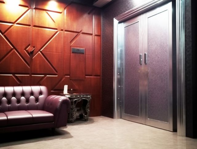 studio soundproof door